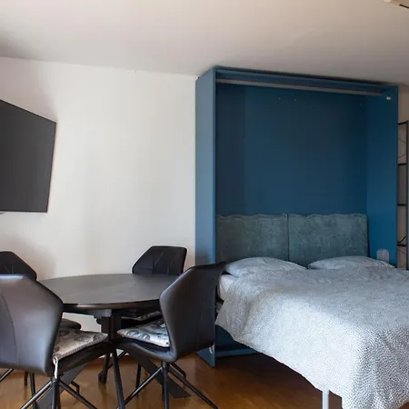 Panoramic Apartment *